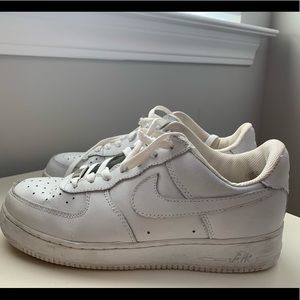 white low top air force 1’s